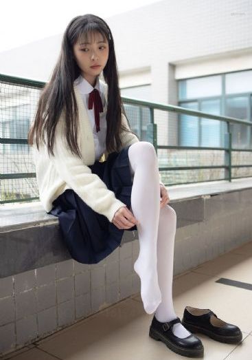 25岁的女高中生动漫